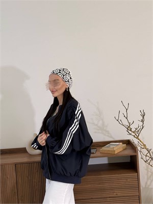 {{photo.Alt || photo.Description || 'Бомбер адидас синий 3500'}}